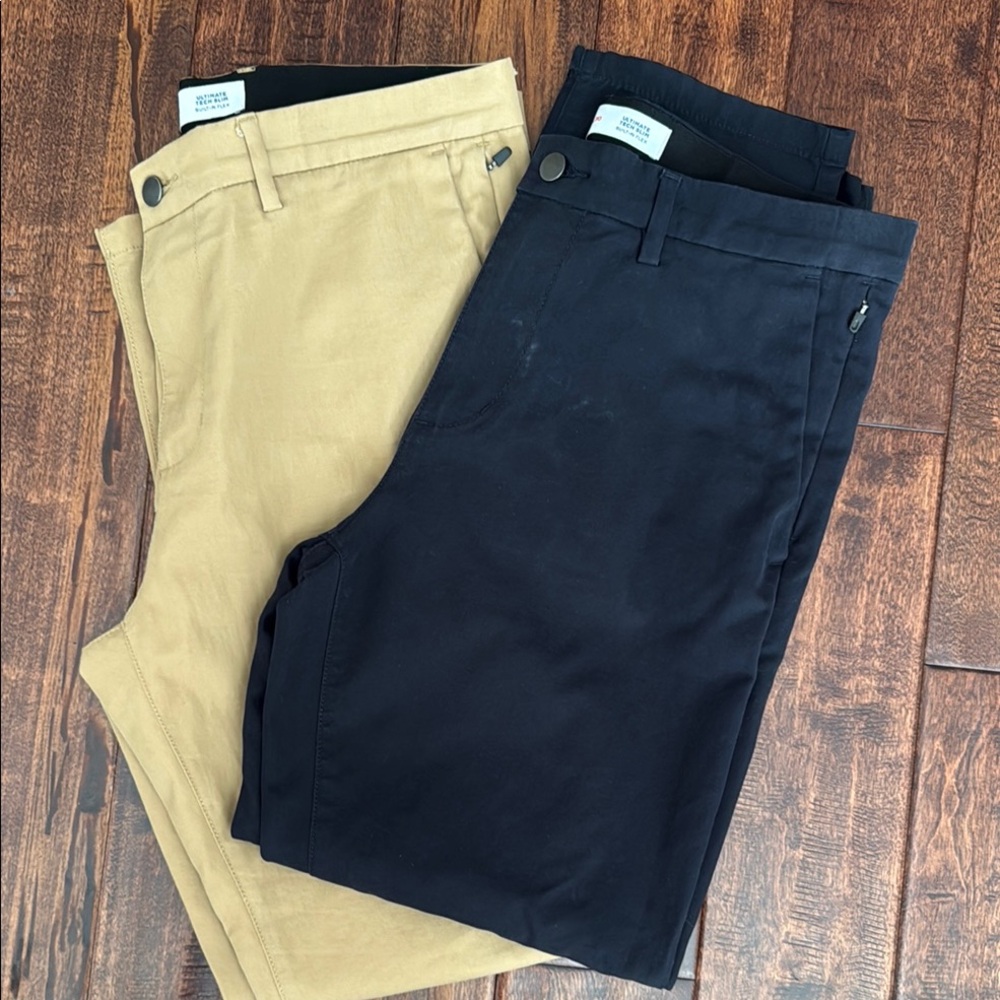Men’s 34x30 Old Navy Ultimate Tech Pants Slim Built-in Flex, 2 pants: Navy & Tan